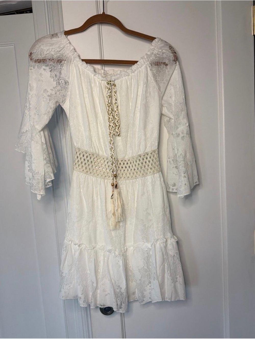 Source Unknown White Lace Boho Mini Dress with Crochet Waist